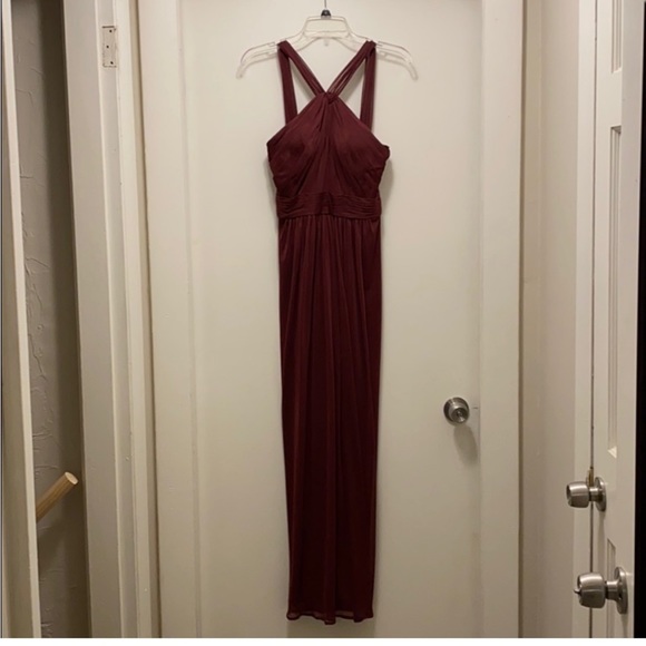 David’a Bridal Y-neck Long Mesh Bridesmaid Dress in Wine Size 2 - Picture 2 of 10